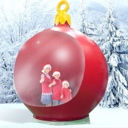Übersetzter Riesiger Weihnachtskugel