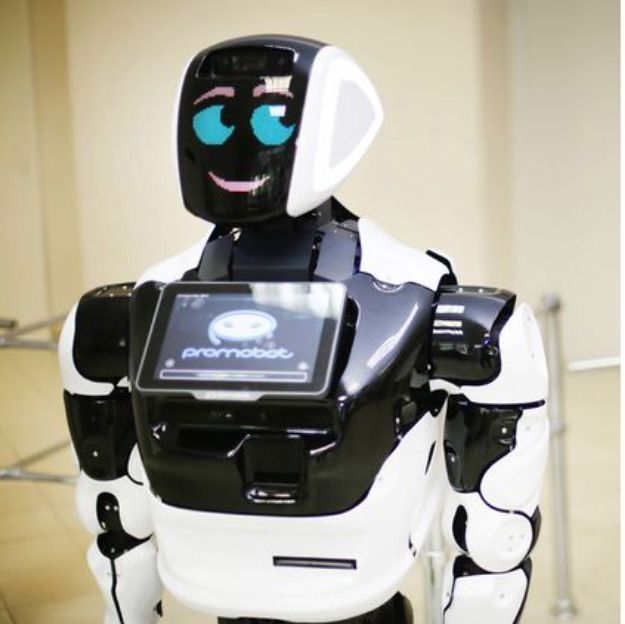 Book an Interactive Robot Las Vegas | Scarlett Entertainment