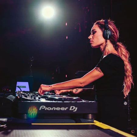 Female DJ Spain