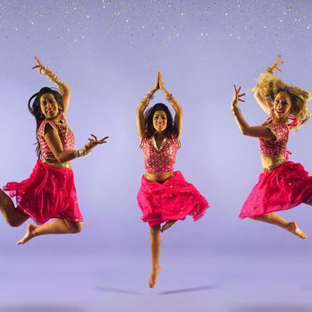 Flash Mob Bollywood Waitresses