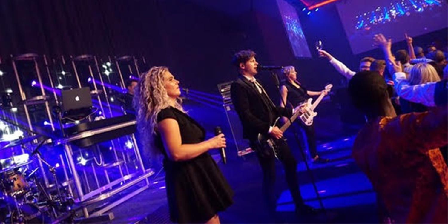 Local Party Band Liven Up Automotive Brand’s Corporate Dinner In Amsterdam