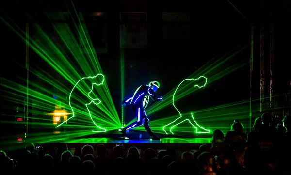 Éclairage de scène night club discothèque de lumière laser vert - Chine  Éclairage de scène Laser, électrique de la lumière laser