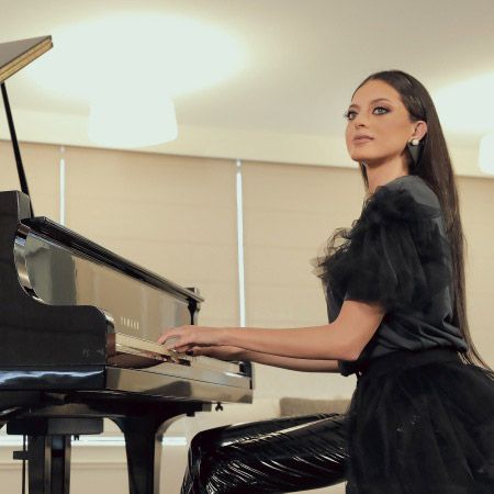 Female Pianist Abu Dhabi