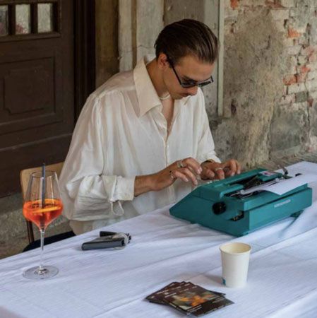 Live Typewriter Poet Germany