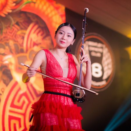 Intérprete contemporáneo de Erhu