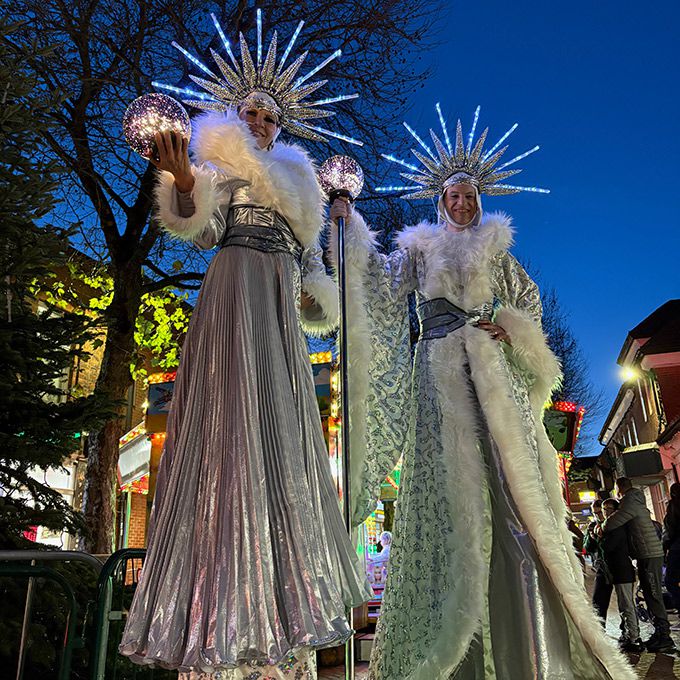 LED Celestial Star Stiltwalkers