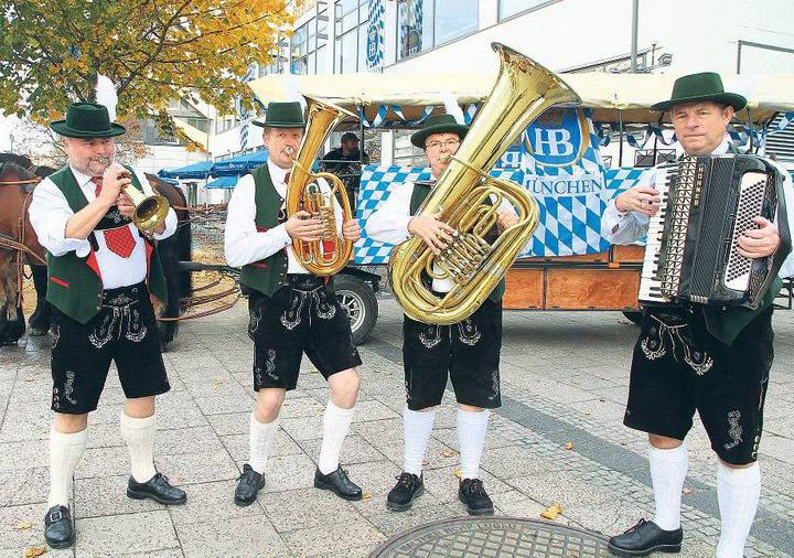 traditional-german-band-bavarian-band-germany-traditional-bavarian-band