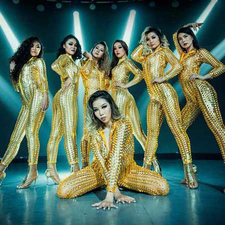 Groupe de danse féminin polyvalent