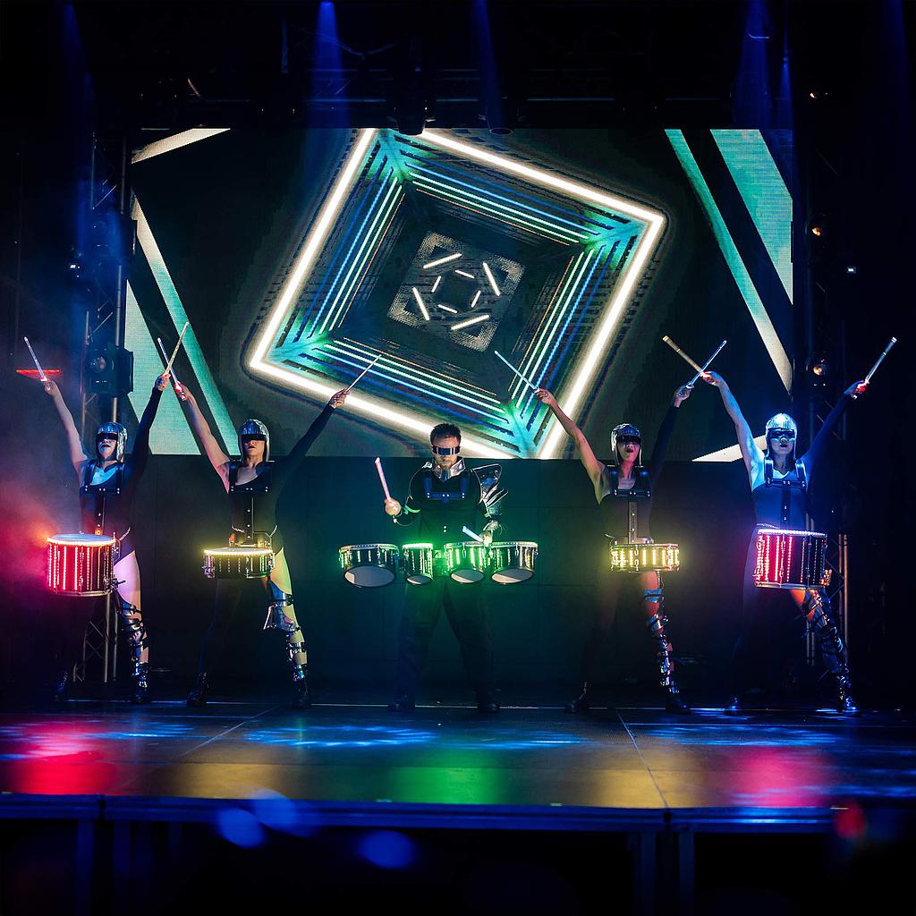 LED Drumming Show