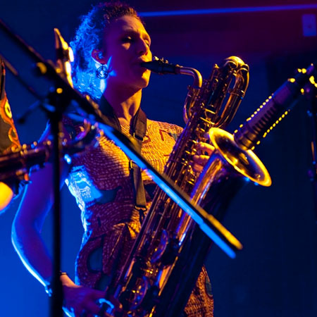 Saxophonist: Tamar