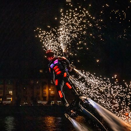 LED & Pyro Flyboard Show