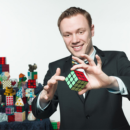 Entretenimiento del Cubo de Rubik