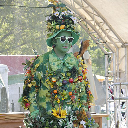 Living Statue Character