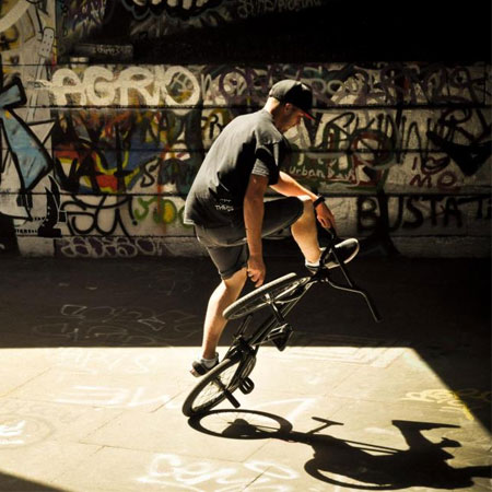 Flatland BMXer