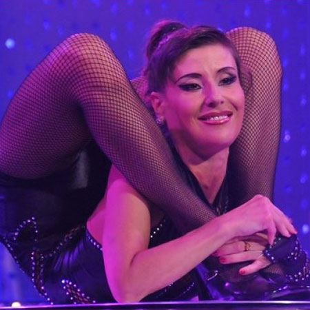 Contortionist Magdalena
