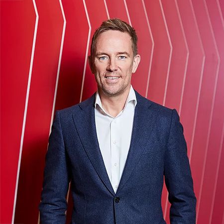 Simon Thomas - TV presenter 