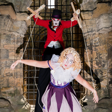 Halloween Zirkusdirektor & Marionette