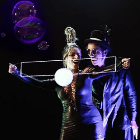 Spectacle de cabaret à bulles pour adultes