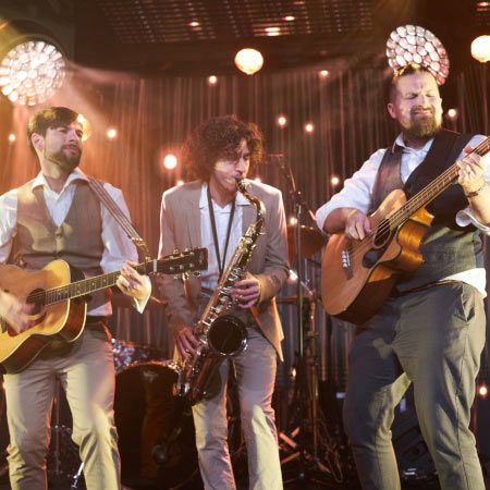 Mumford & Sons Roaming Band