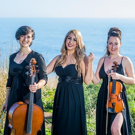 Elegante Trio di Voci e Archi