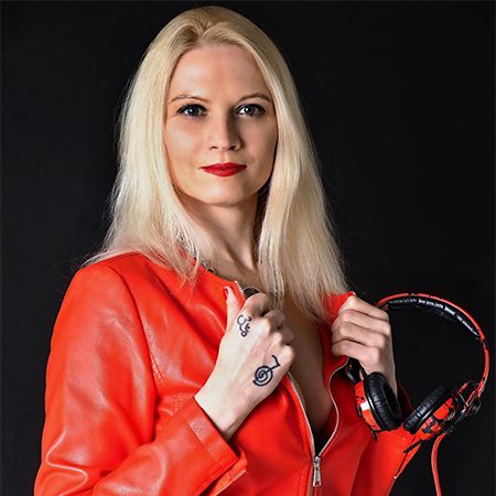 <span>Female DJ Praga</span>