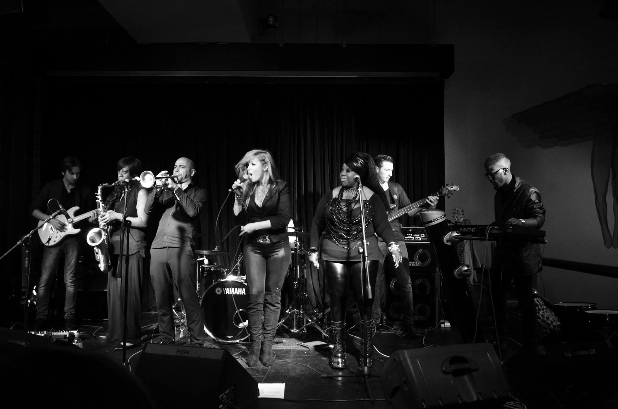Big Party Band London Book Showband London International Party Band
