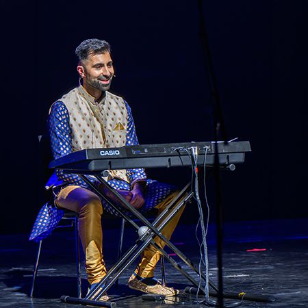 Bollywood Singer and Performer