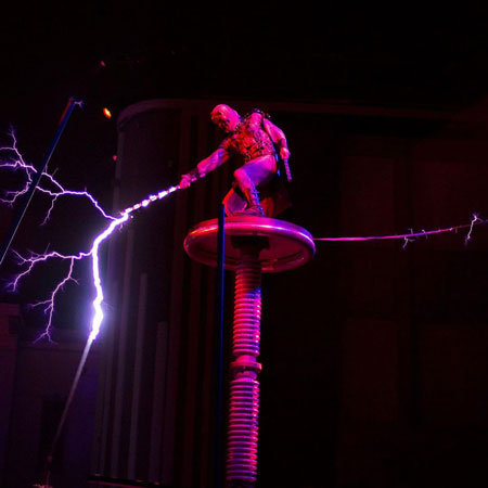 Book A Lightning Show - Tesla-Coil Act