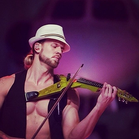 Electric Violinist Jared