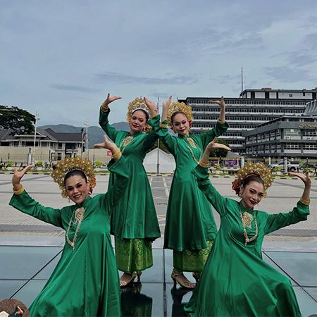 Cultural Dance Shows Malaysia