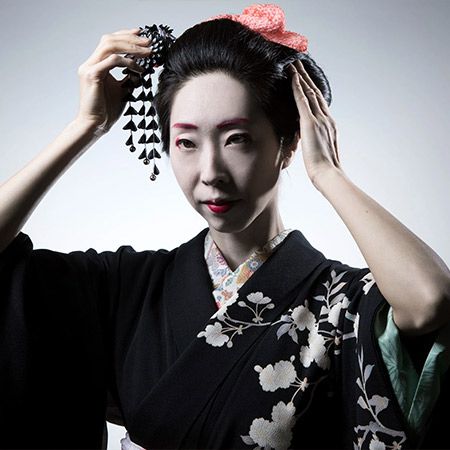 Danseuse culturelle japonaise