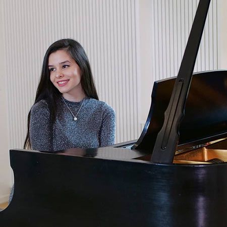 Female Covers Pianist Israel