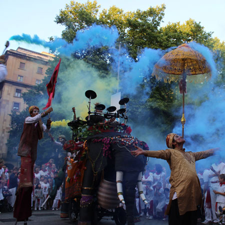 Parade d'éléphants