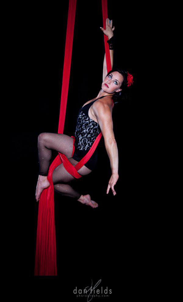 Hire Aerialist Las Vegas Aerial Rope Performer Vegas Corporate Event Aerialist Las Vegas 