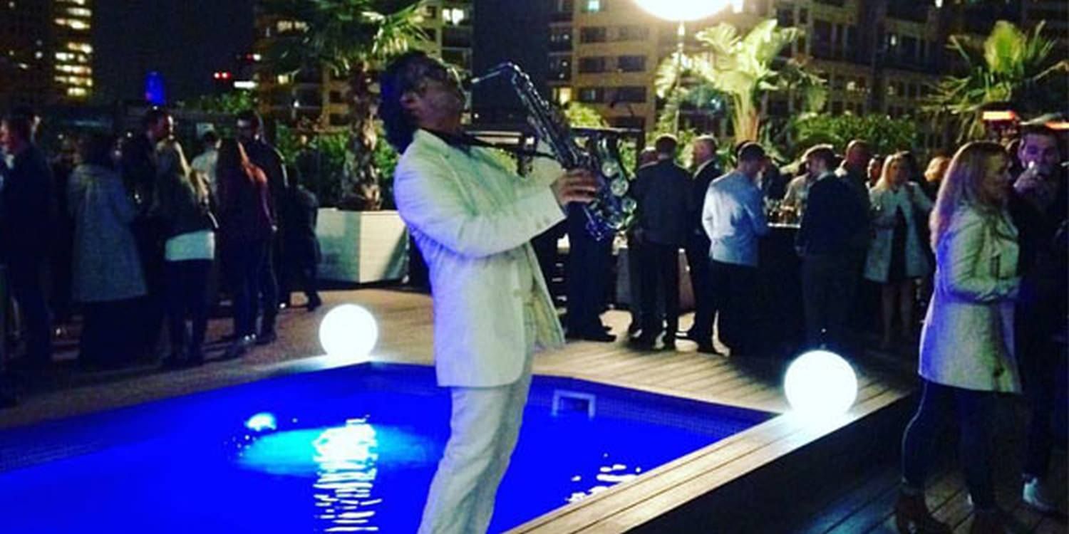 Scarlett’s Saxophonist Brings Dynamism To Barcelona Corporate Event