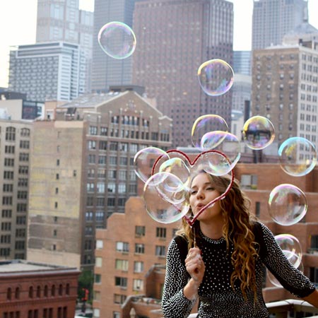 Chicago Bubble Performer