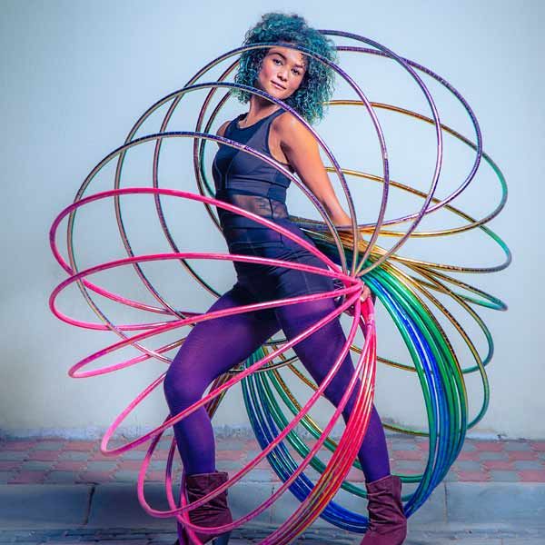 Artista di Hula Hoop circense Dubai