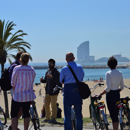 Tour in bicicletta alternativo a Barcellona