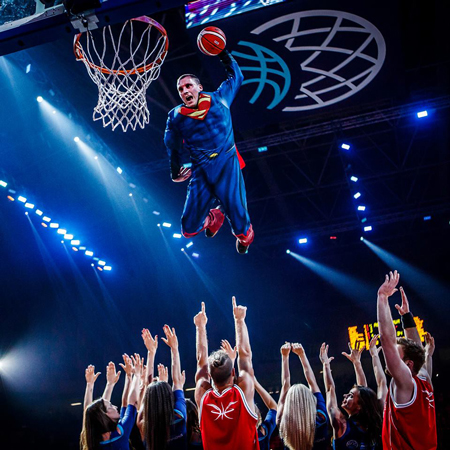 Spectacle de basketball freestyle