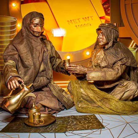 Arabic Living Statues