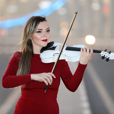 Dubai Concert Violinist