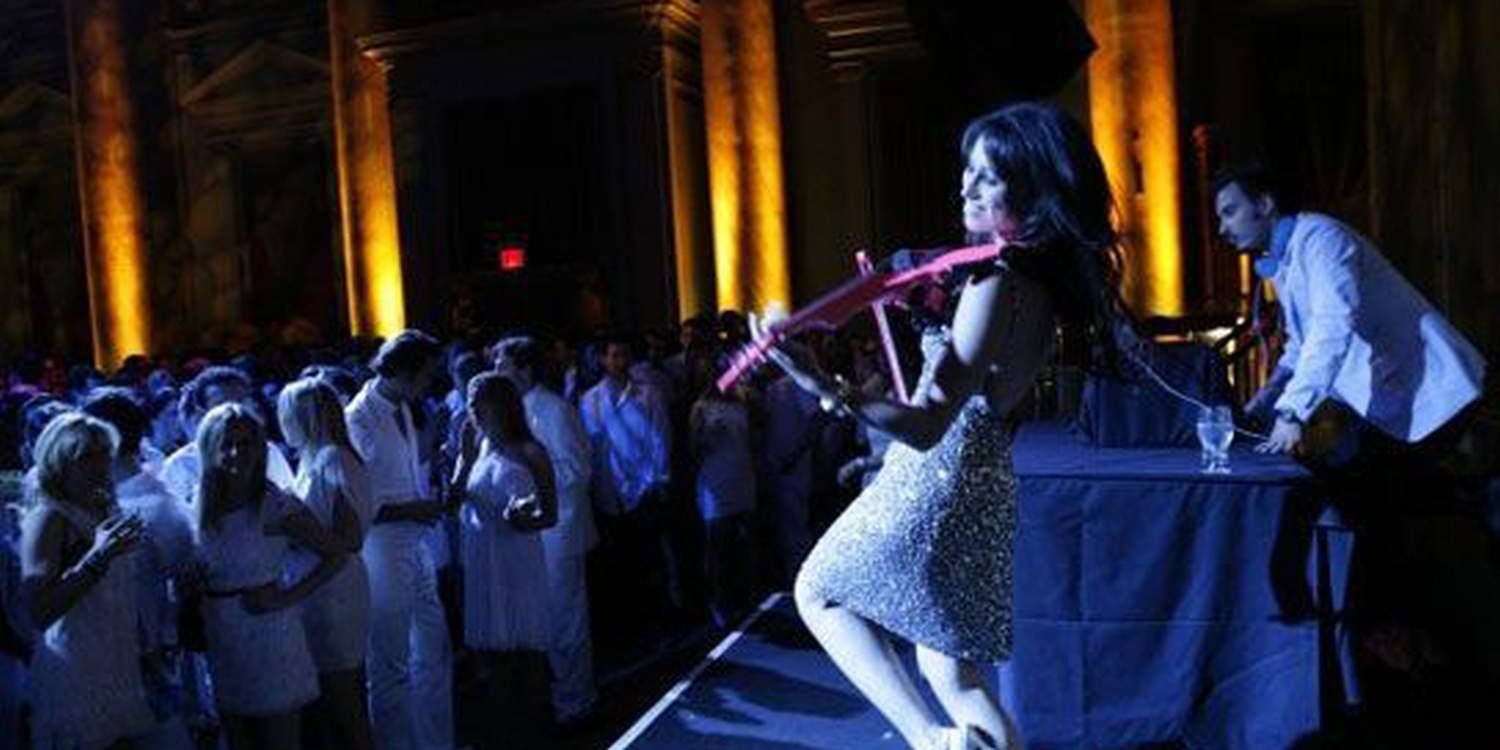 Stunning Electric Violinist Performs At Washington D.C VIP Party