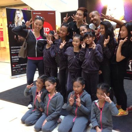 Troupe de danse de jeunes malaisiens