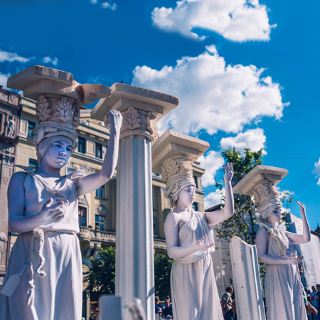 Estatuas Vivientes Antiguas