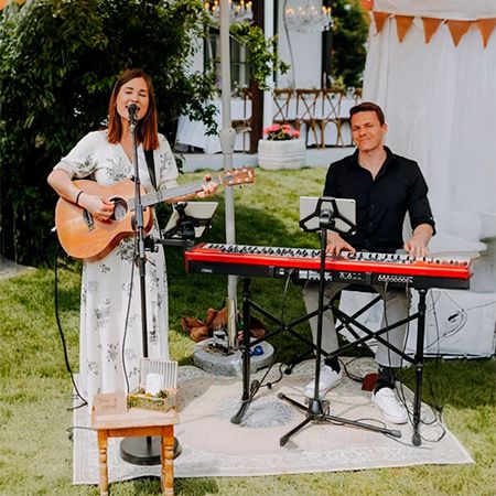 Duo de reprises de guitare et de piano