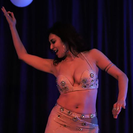 Amsterdam Belly Dancer