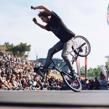 Performer di BMX Flatland