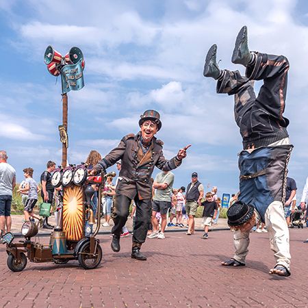 Steampunk Walkabout Cirque Duo
