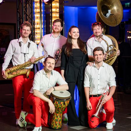 DJ and Brass Party Experience 