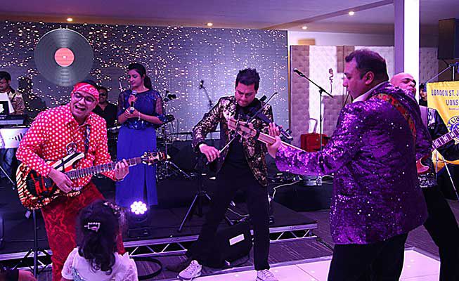 Book A Bollywood Party Band London | Scarlett Entertainment